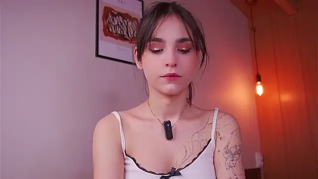 Asecondsoul online show from February 15, 2026, 5:08 am