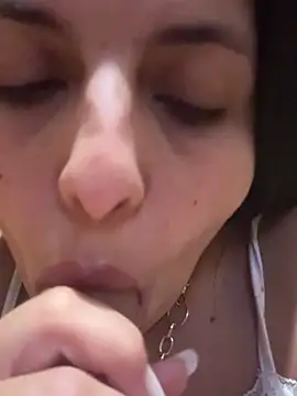 Anais Mariaa online show from February 12, 2026, 7:24 pm