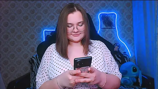 InLoveWithLife26 online show from September 27, 2025, 3:29 pm