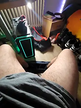 flirt 23 online show from February 27, 2026, 10:31 pm