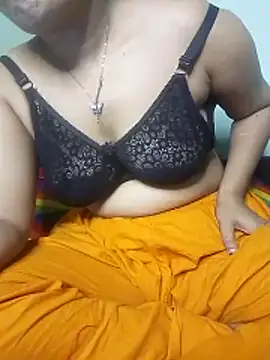 Snapshot of Maria_Mahi chatting on November 19, 2025, 5:02 pm Maria Mahi online show from November 19, 2025, 5:02 pm