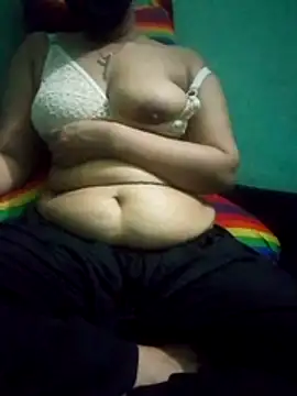 Snapshot of Maria_Mahi chatting on November 23, 2025, 4:17 pm Maria Mahi online show from November 23, 2025, 4:17 pm