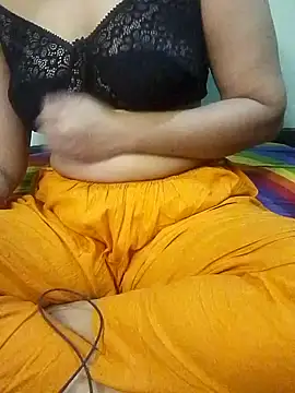 Snapshot of Maria_Mahi chatting on November 20, 2025, 1:34 pm Maria Mahi online show from November 20, 2025, 1:34 pm