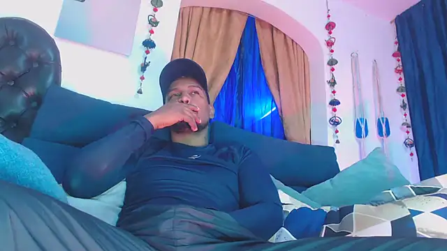 ElCaballeroNegro24 online show from February 19, 2026, 3:09 pm