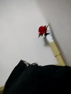 Snapshot of rayane7xx chatting on November 26, 2025, 2:28 pm rayane7xx online show from November 26, 2025, 2:28 pm