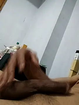 Snapshot of rayane7xx chatting on September 18, 2025, 12:41 pm rayane7xx online show from September 18, 2025, 12:41 pm