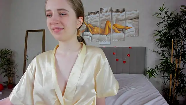 Snapshot of Camilla_Kelly chatting on February 20, 2026, 1:13 am Camilla Kelly online show from February 20, 2026, 1:13 am