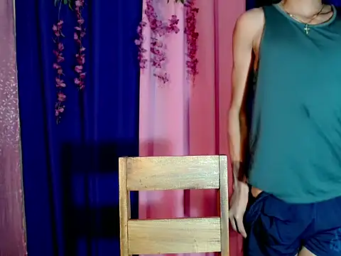 cyd twink online show from September 8, 2025, 4:17 pm