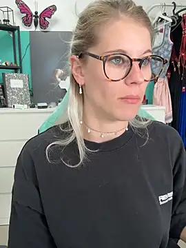 TheRealJessyLey online show from June 11, 2026, 1:19 pm