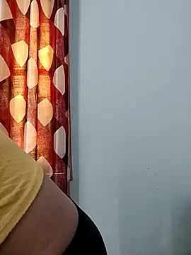 Snapshot of Ruhi_07 chatting on November 29, 2025, 4:01 am Ruhi 07 online show from November 29, 2025, 4:01 am