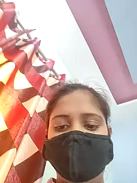 Snapshot of Ruhi_07 chatting on November 7, 2025, 3:33 am Ruhi 07 online show from November 7, 2025, 3:33 am