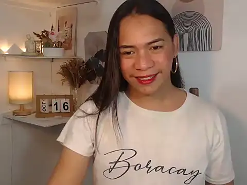 Snapshot of Ursexy_ngaw chatting on October 17, 2025, 9:34 am Ursexy ngaw online show from October 17, 2025, 9:34 am