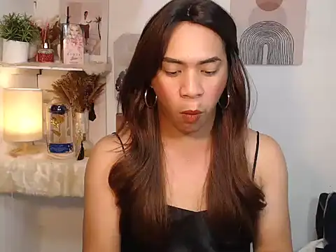 Snapshot of Ursexy_ngaw chatting on November 27, 2025, 6:41 pm Ursexy ngaw online show from November 27, 2025, 6:41 pm