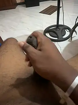 creepy7boy online show from April 14, 2026, 7:19 pm