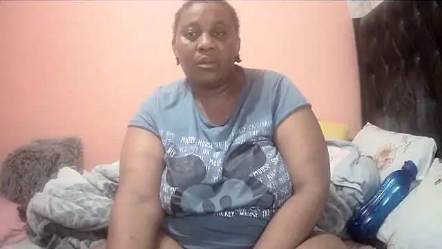 Snapshot of HUGEASSXXXXX chatting on November 22, 2025, 5:34 pm HUGEASSXXXXX online show from November 22, 2025, 5:34 pm