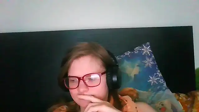 Moonolighta online show from March 3, 2026, 11:06 am