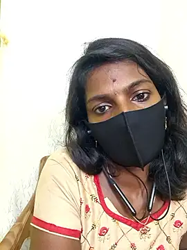 Snapshot of Honey_rosetamil chatting on July 2, 2026, 3:23 am Honey rosetamil online show from July 2, 2026, 3:23 am