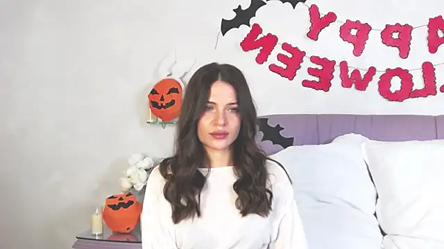 Snapshot of AngelicaDillon chatting on October 28, 2025, 6:23 am AngelicaDillon online show from October 28, 2025, 6:23 am