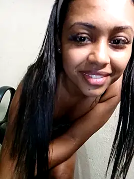 indiazinhabella27 online show from October 3, 2025, 1:42 am