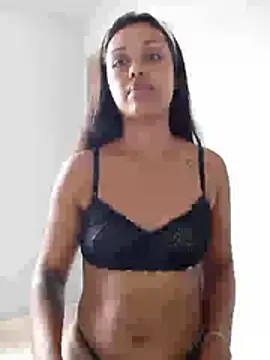 Snapshot of indiazinhabella27 chatting on February 21, 2026, 3:25 pm indiazinhabella27 online show from February 21, 2026, 3:25 pm