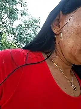 maturexxxnaughty online show from October 31, 2025, 1:30 pm