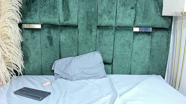 Snapshot of Chloe_jackson25 chatting on January 16, 2026, 6:34 pm Chloe jackson25 online show from January 16, 2026, 6:34 pm