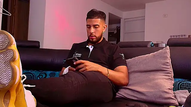 Snapshot of DaveSoldier chatting on November 30, 2025, 12:55 am DaveSoldier online show from November 30, 2025, 12:55 am