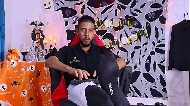 Snapshot of DaveSoldier chatting on October 29, 2025, 5:28 am DaveSoldier online show from October 29, 2025, 5:28 am