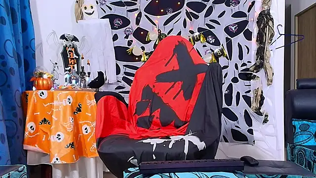 Snapshot of DaveSoldier chatting on November 1, 2025, 4:52 am DaveSoldier online show from November 1, 2025, 4:52 am