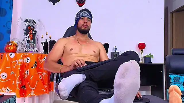 Snapshot of DaveSoldier chatting on November 6, 2025, 8:13 pm DaveSoldier online show from November 6, 2025, 8:13 pm