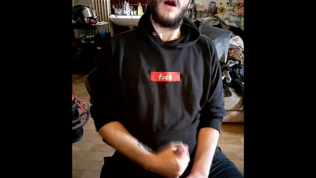 Snapshot of _SpicyStuff_@xh chatting on November 29, 2025, 9:53 am SpicyStuff xh online show from November 29, 2025, 9:53 am