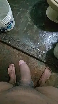 Snapshot of Big_Penis_1000 chatting on December 1, 2025, 2:23 am Big Penis 1000 online show from December 1, 2025, 2:23 am