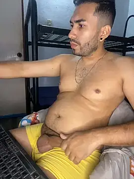 Snapshot of Alessandrogrey chatting on October 20, 2025, 4:03 am Alessandrogrey online show from October 20, 2025, 4:03 am