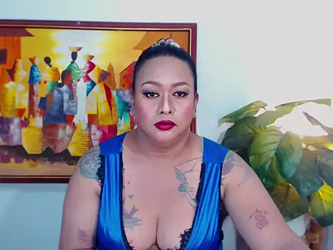 Snapshot of EmmaKantutera chatting on June 17, 2026, 10:14 am EmmaKantutera online show from June 17, 2026, 10:14 am