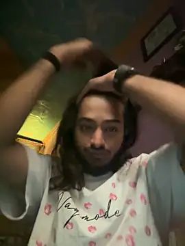 seenu2101 online show from November 22, 2025, 3:38 am