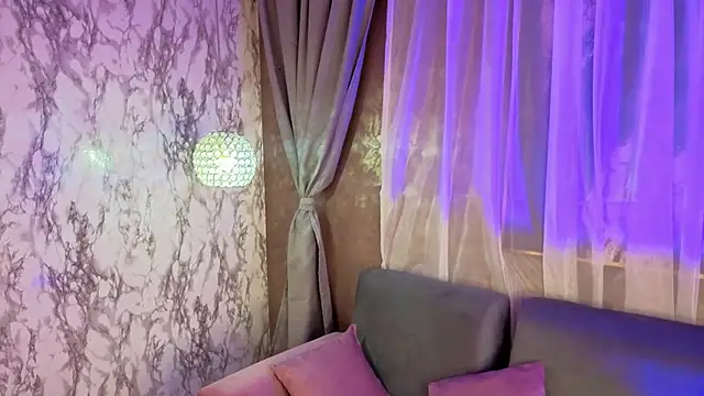 Lexxi Luna online show from October 11, 2025, 4:35 am