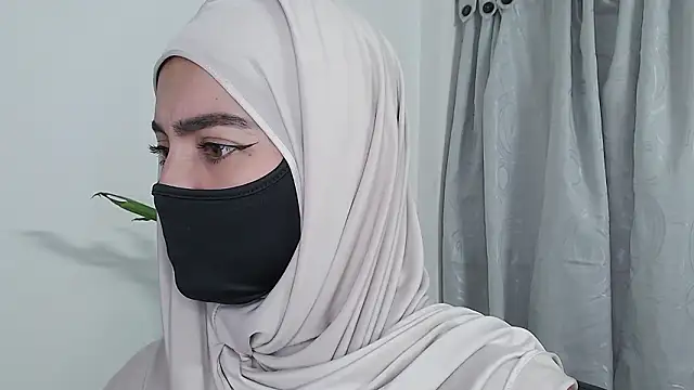 jade nassar online show from February 3, 2026, 1:27 am