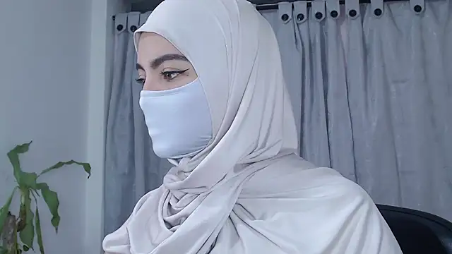 jade nassar online show from April 14, 2026, 10:04 pm