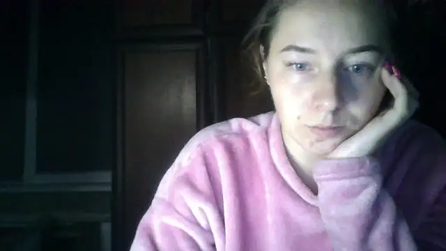 Kitten36 online show from October 13, 2025, 4:41 pm