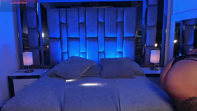 MaddyGray  online show from January 14, 2026, 7:06 pm