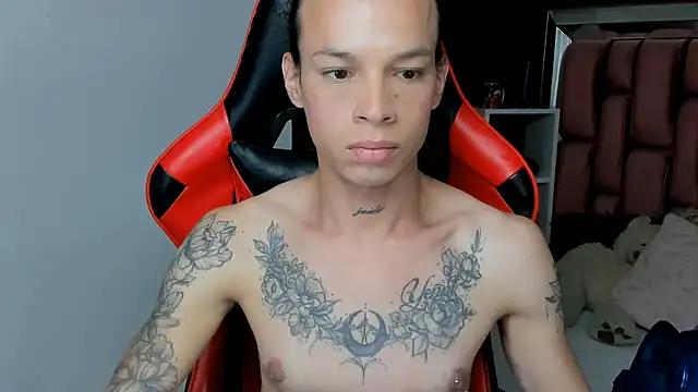 Snapshot of sara_slut21 chatting on March 18, 2025, 12:19 am sara slut21 online show from March 18, 2025, 12:19 am