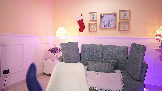 LoonaNyx online show from November 25, 2025, 11:32 am