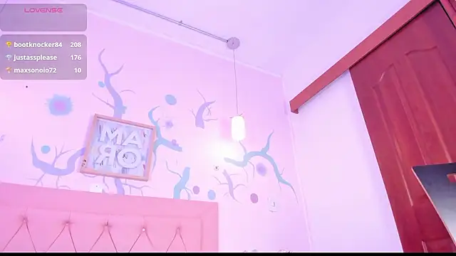 Snapshot of NoahPerez chatting on February 7, 2026, 10:40 pm NoahPerez online show from February 7, 2026, 10:40 pm