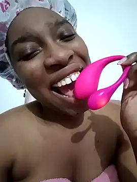 Snapshot of NatashaSilver chatting on November 23, 2025, 9:25 pm NatashaSilver online show from November 23, 2025, 9:25 pm