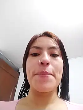 Adarha Ramirez online show from November 4, 2025, 4:49 am