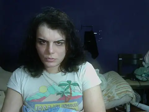 turkishTransEfsun online show from December 2, 2025, 3:03 pm