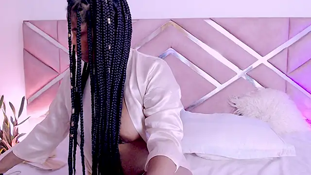 sofia 07 online show from February 12, 2026, 10:42 pm