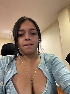 Snapshot of Emily_Rivers_ chatting on March 2, 2026, 1:18 pm Emily Rivers online show from March 2, 2026, 1:18 pm