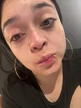 Snapshot of Emily_Rivers_ chatting on October 22, 2025, 1:21 pm Emily Rivers online show from October 22, 2025, 1:21 pm