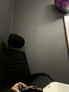 Snapshot of Emily_Rivers_ chatting on January 8, 2026, 1:50 pm Emily Rivers online show from January 8, 2026, 1:50 pm